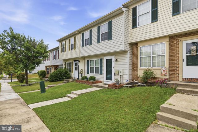 8 LONDON PERRY CT, Middle River, MD 21220