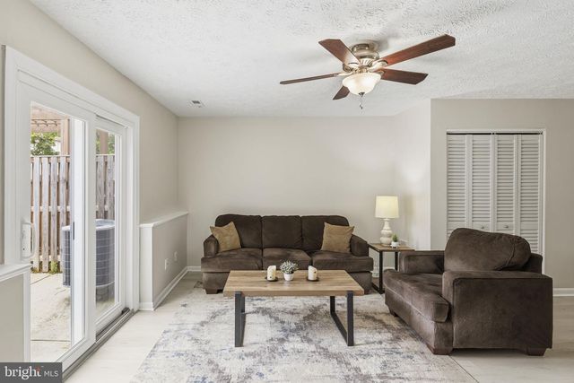 8 LONDON PERRY CT, Middle River, MD 21220