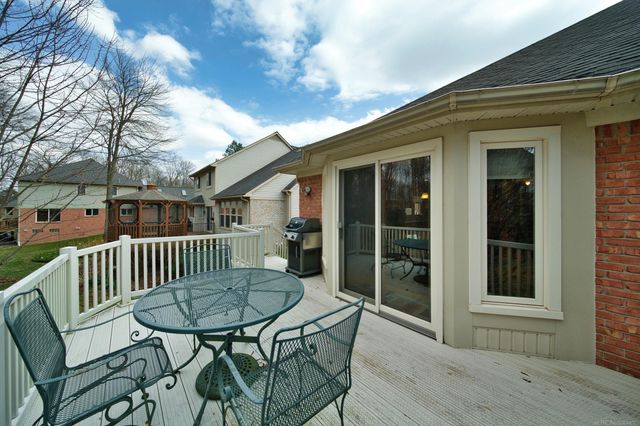 6703 Chianti Court, Shelby Twp, MI 48316