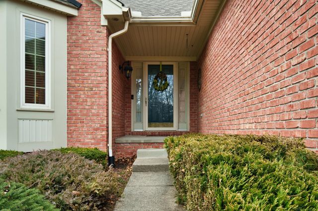 6703 Chianti Court, Shelby Twp, MI 48316