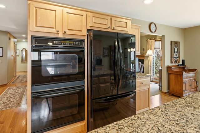 6703 Chianti Court, Shelby Twp, MI 48316