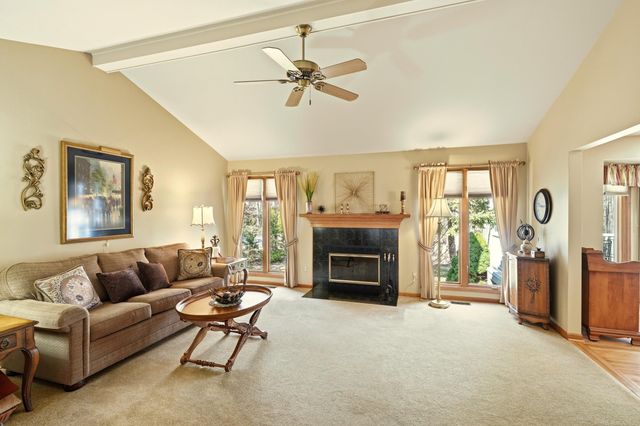 6703 Chianti Court, Shelby Twp, MI 48316