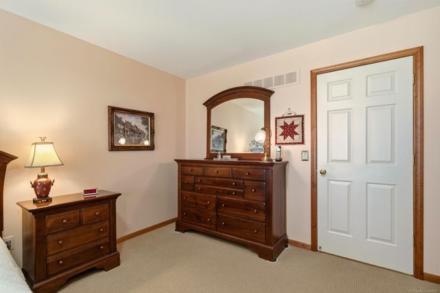 6703 Chianti Court, Shelby Twp, MI 48316