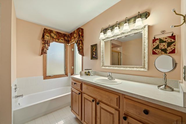 6703 Chianti Court, Shelby Twp, MI 48316