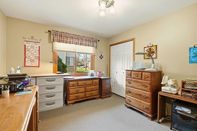 6703 Chianti Court, Shelby Twp, MI 48316