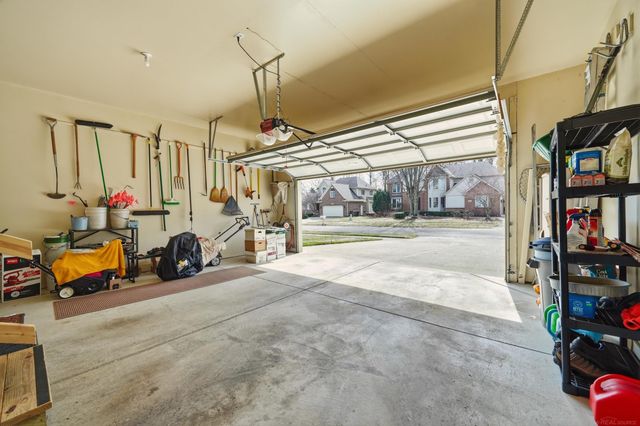 6703 Chianti Court, Shelby Twp, MI 48316