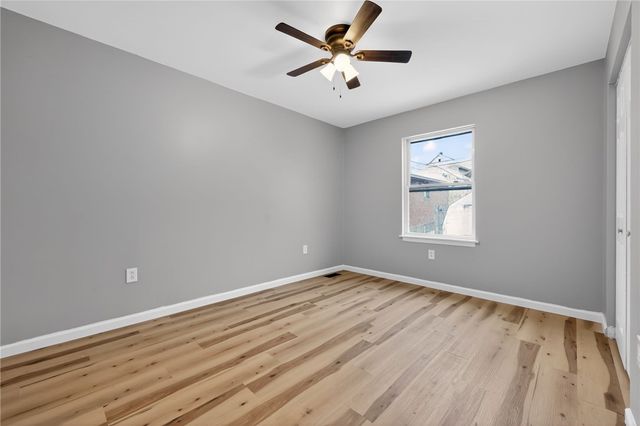 2020 Constitution Blvd, Arnold, PA 15068