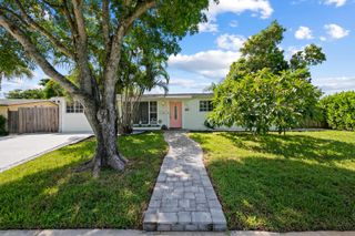 12104 Hillman Drive, Palm Beach Gardens, FL 33410