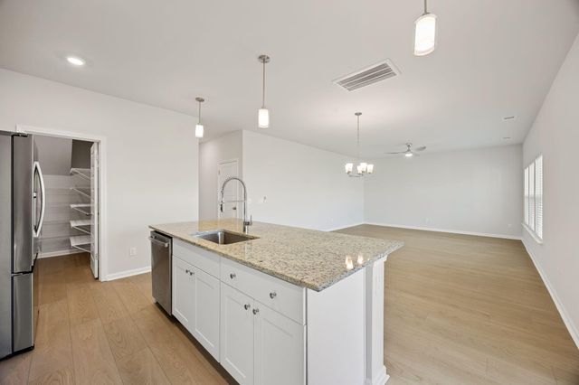 154 Tuscan Sun Street, Summerville, SC 29485