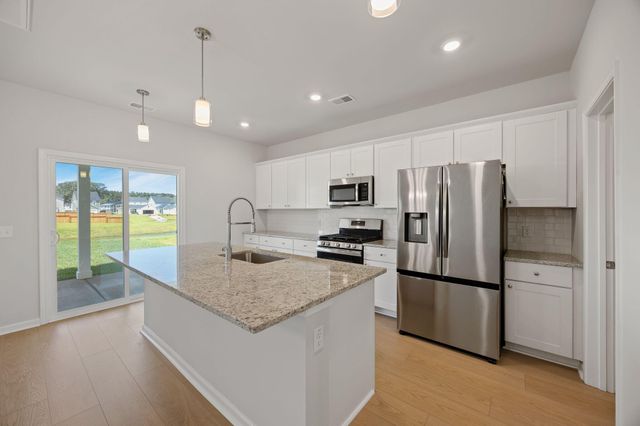 154 Tuscan Sun Street, Summerville, SC 29485