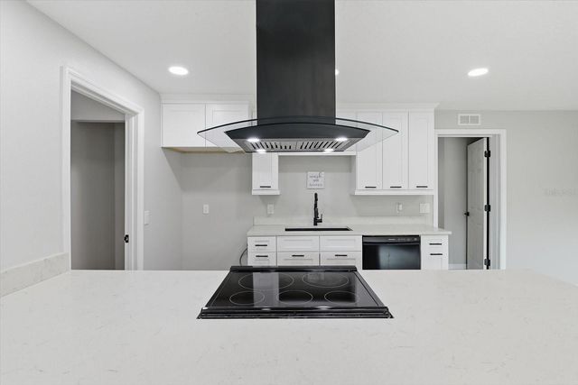 14 N HARRISON STREET, Beverly Hills, FL 34465