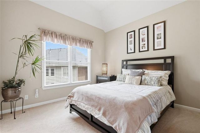 1097 Shady Spring Way, Lawrenceville, GA 30045