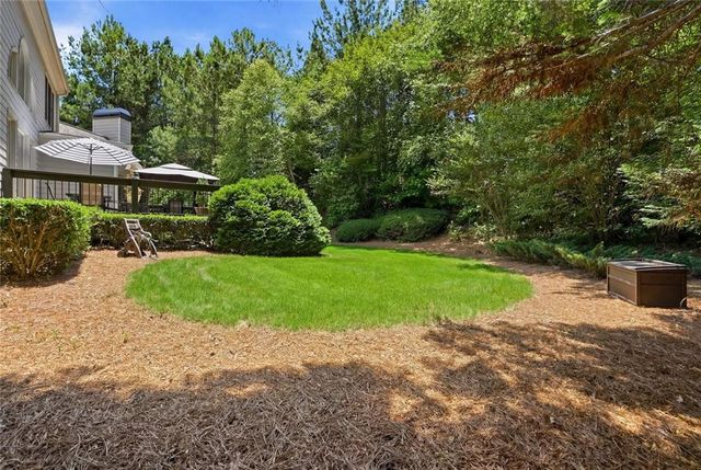 1097 Shady Spring Way, Lawrenceville, GA 30045