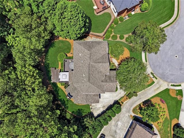 1097 Shady Spring Way, Lawrenceville, GA 30045