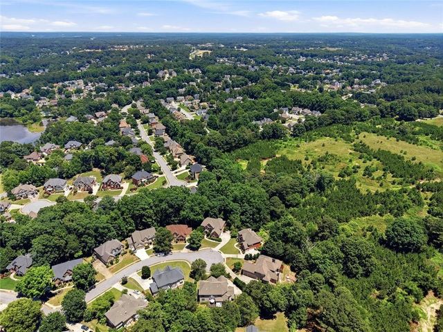 1097 Shady Spring Way, Lawrenceville, GA 30045