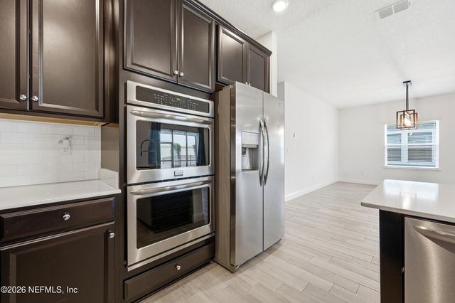2672 ALEXIA Circle, Jacksonville, FL 32246