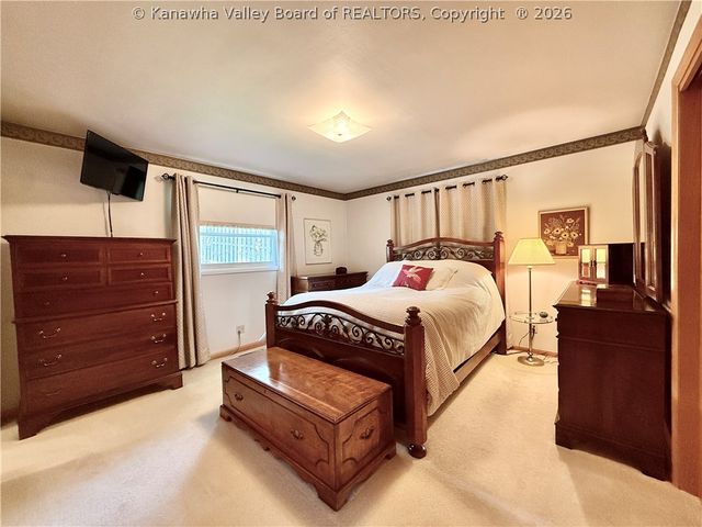 1934 Bona Vista Drive, Charleston, WV 25311