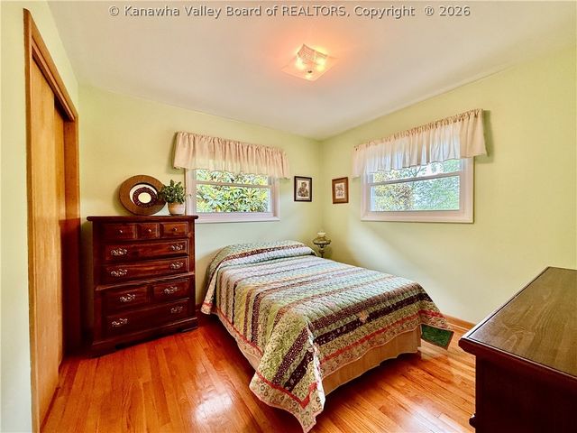1934 Bona Vista Drive, Charleston, WV 25311