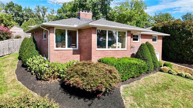 1934 Bona Vista Drive, Charleston, WV 25311