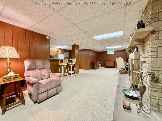 1934 Bona Vista Drive, Charleston, WV 25311