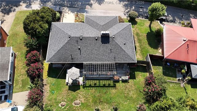 1934 Bona Vista Drive, Charleston, WV 25311