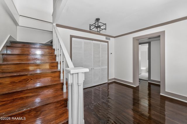 601 Maumus Street, New Iberia, LA 70563