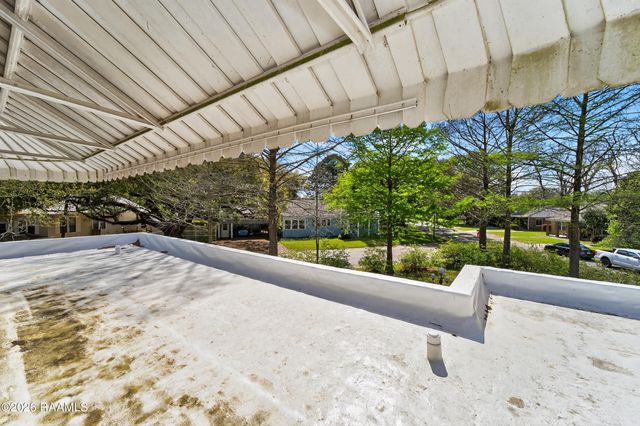 601 Maumus Street, New Iberia, LA 70563