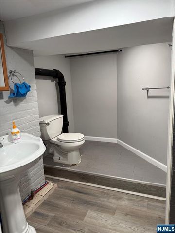 19 Montrose, South Orange, NJ 07079