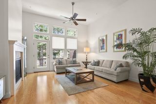21 Grey Hawk Dr 21, Mashpee, MA 02649