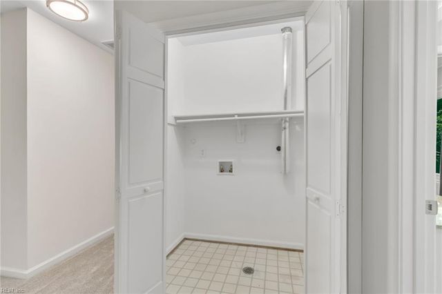 121 Gardenville DR, Yorktown, VA 23693