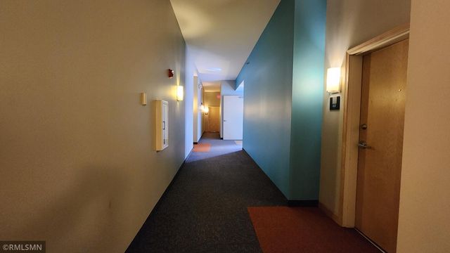 2650 University Avenue W 323, Saint Paul, MN 55114