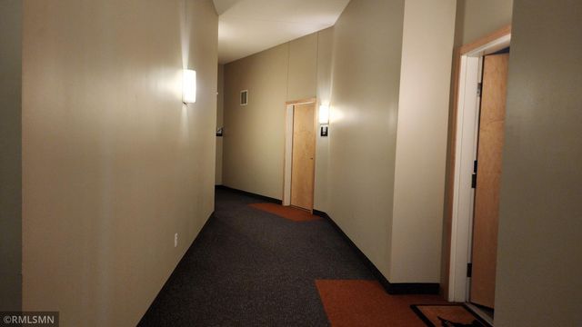 2650 University Avenue W 323, Saint Paul, MN 55114