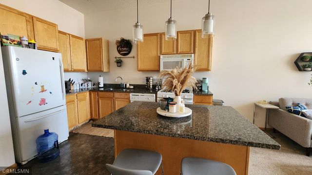 2650 University Avenue W 323, Saint Paul, MN 55114