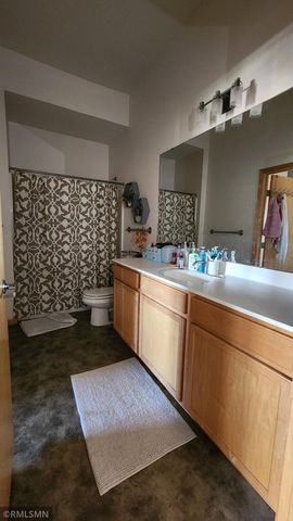 2650 University Avenue W 323, Saint Paul, MN 55114