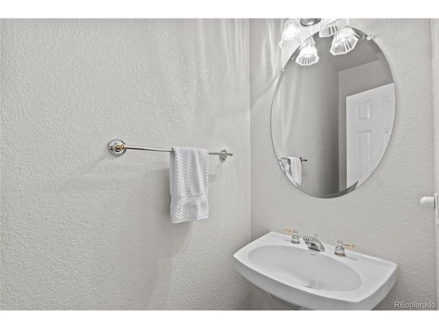 8316 Briar Ridge Dr, Castle Pines, CO 80108