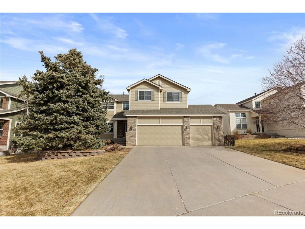 8316 Briar Ridge Dr, Castle Pines, CO 80108