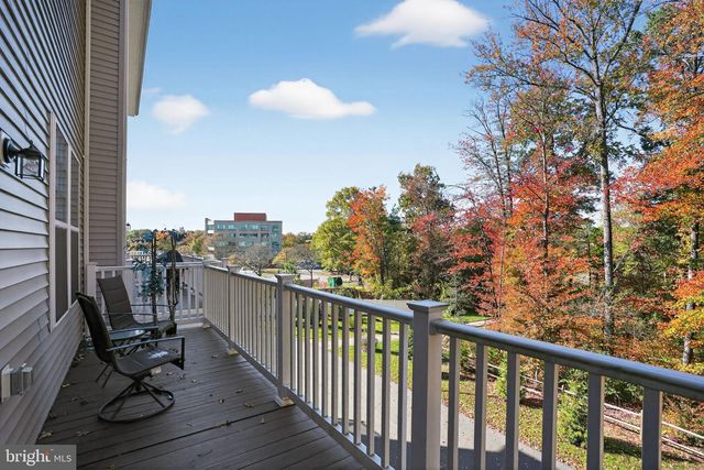 10410 JOHN GLENN ST, Lanham, MD 20706