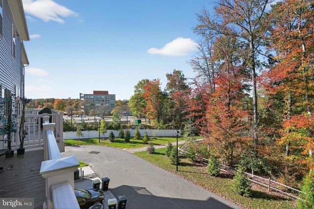 10410 JOHN GLENN ST, Lanham, MD 20706