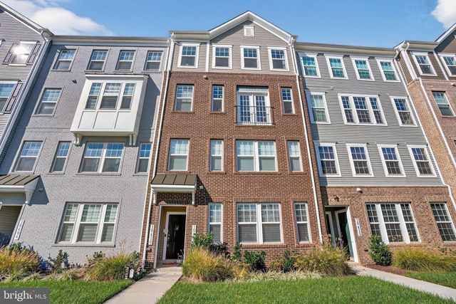 10410 JOHN GLENN ST, Lanham, MD 20706