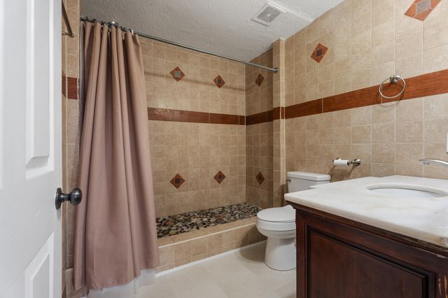 1517 80th Street, Grove, OK 74344