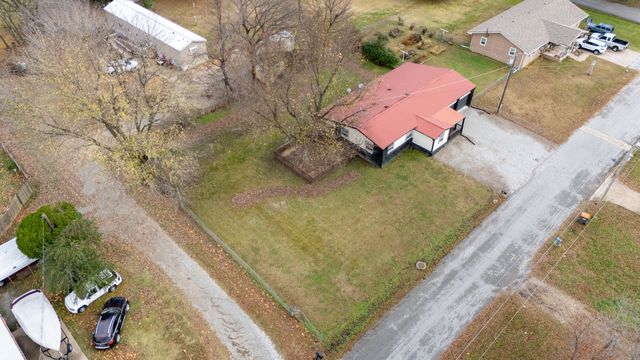 1517 80th Street, Grove, OK 74344