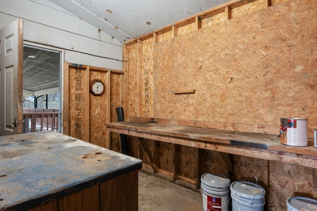 1517 80th Street, Grove, OK 74344