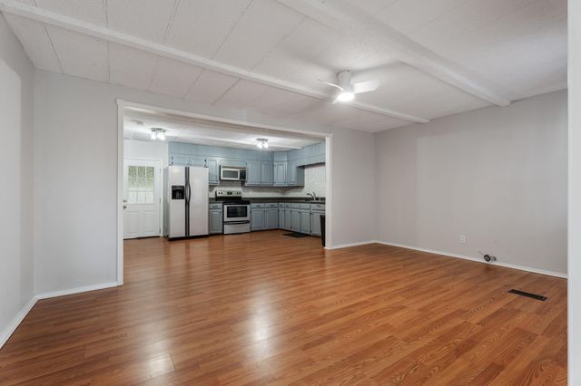 1517 80th Street, Grove, OK 74344