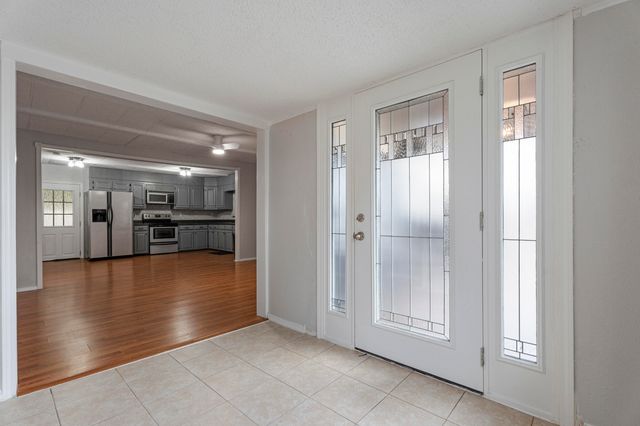 1517 80th Street, Grove, OK 74344