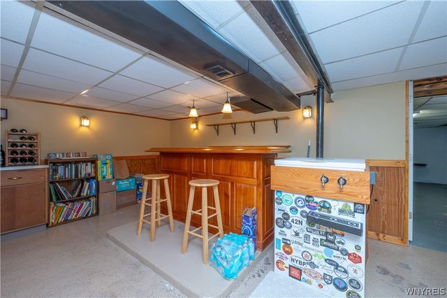 6463 Ward Rd, Wheatfield, NY 14132