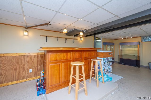 6463 Ward Rd, Wheatfield, NY 14132