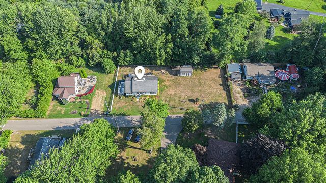 8663 Little Paw Paw Avenue, Watervliet, MI 49098