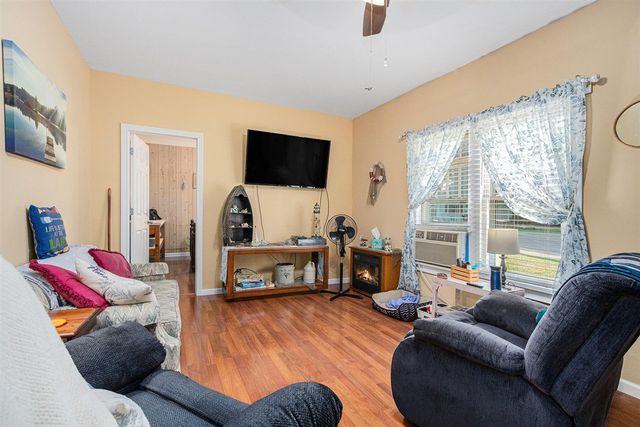 8663 Little Paw Paw Avenue, Watervliet, MI 49098