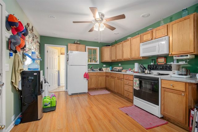 8663 Little Paw Paw Avenue, Watervliet, MI 49098