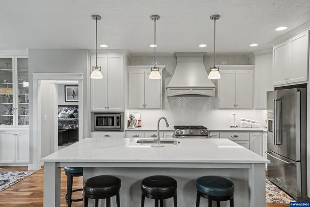 1701 Juniper Butte Av SE, Salem, OR 97306